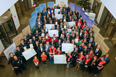 Die Gewinner der "Helfenden Hand 2015"